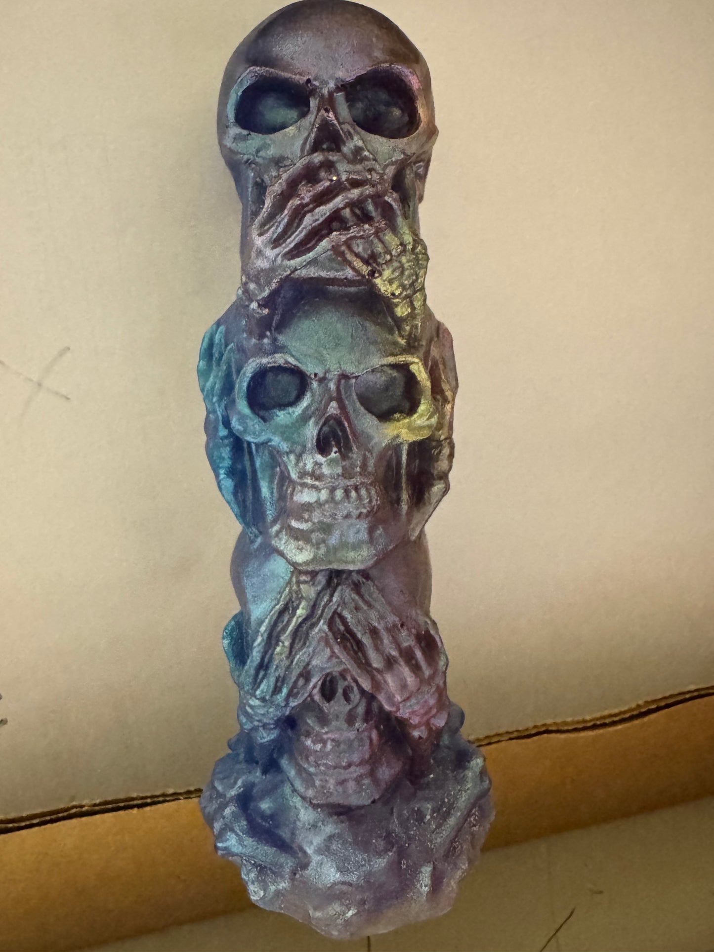 🎃Handmade "See No Evil, Hear No Evil, Speak No Evil" Skull Statue | Epoxy Resin Halloween Decor