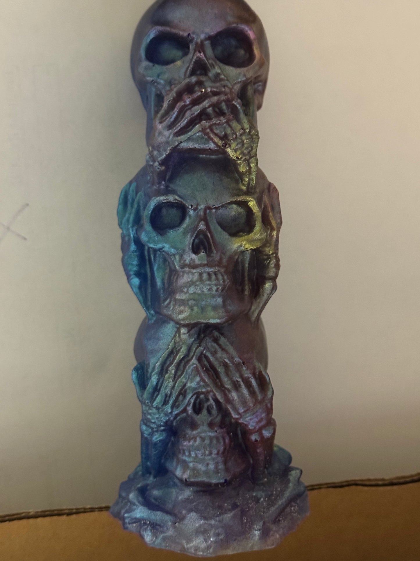 🎃Handmade "See No Evil, Hear No Evil, Speak No Evil" Skull Statue | Epoxy Resin Halloween Decor